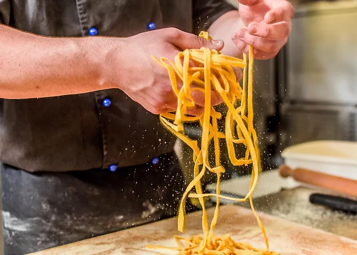 Roxy & 3* تْشيزيناتيكو