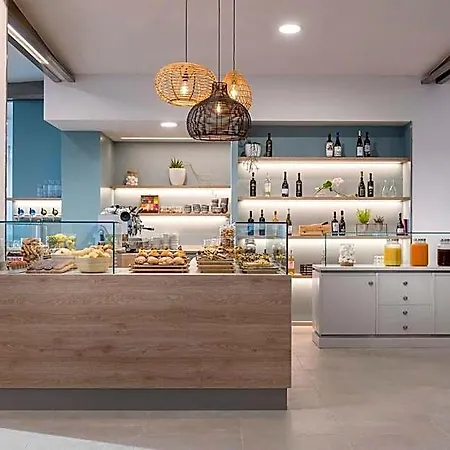 Roxy & Ξενοδοχείο Cesenatico