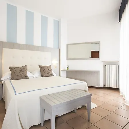 Roxy&beach Hotel 3*